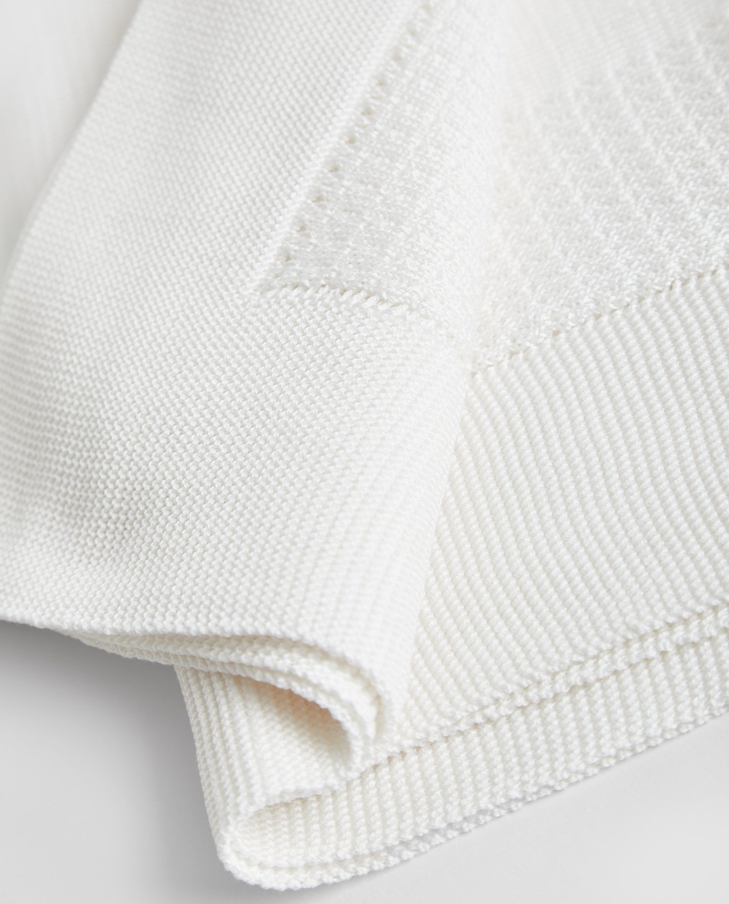 Perlé Cotton Eco White Shawl