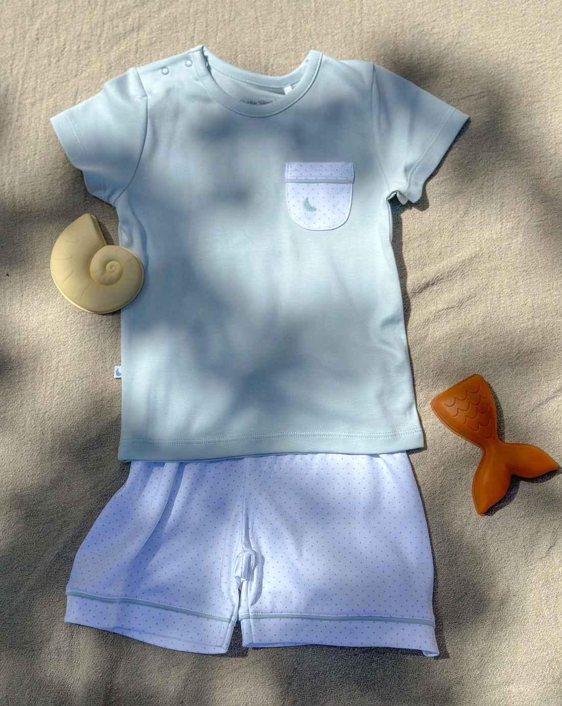 Pyjama court à pois bleus pour enfants