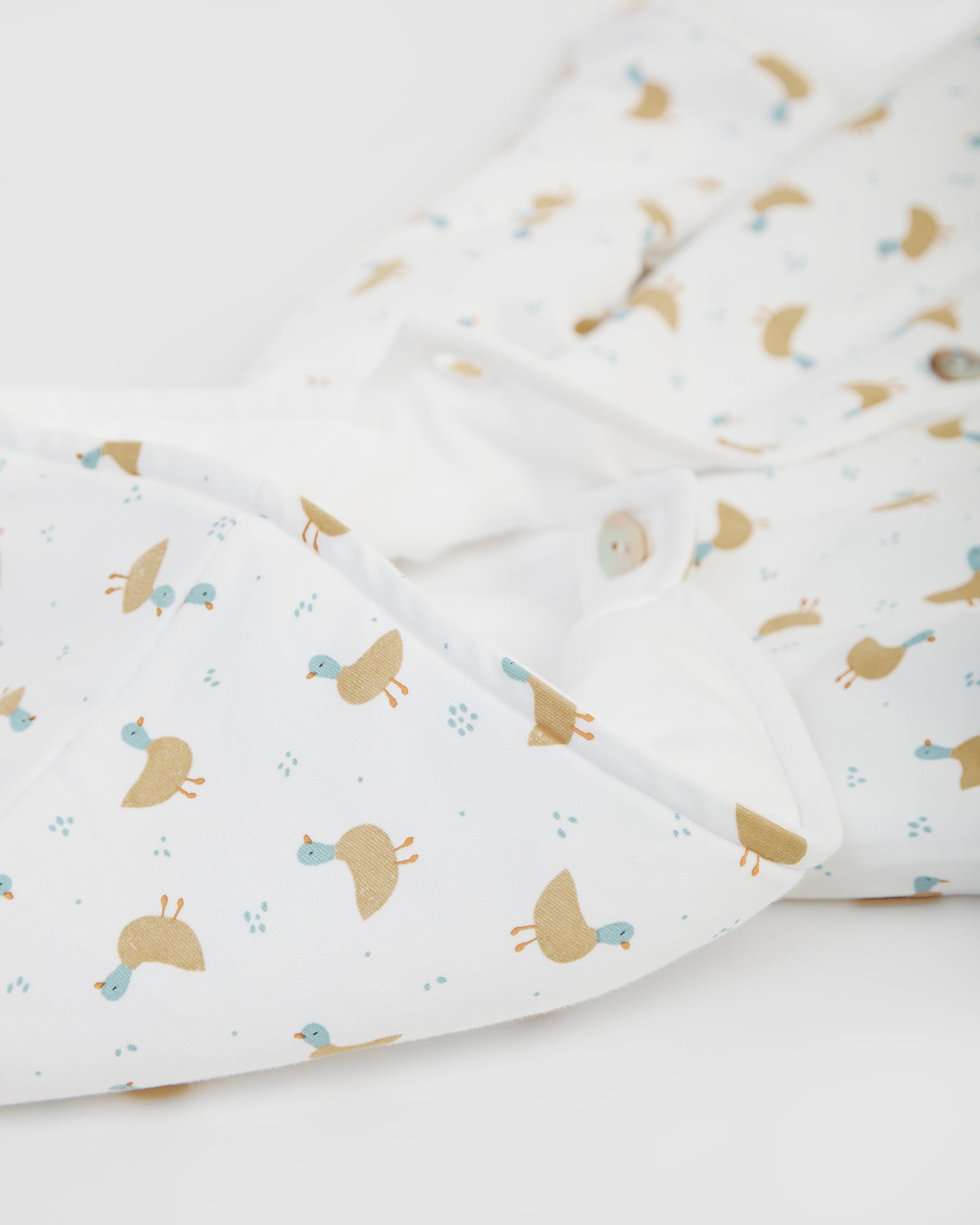 White/Duck Reversible Diver